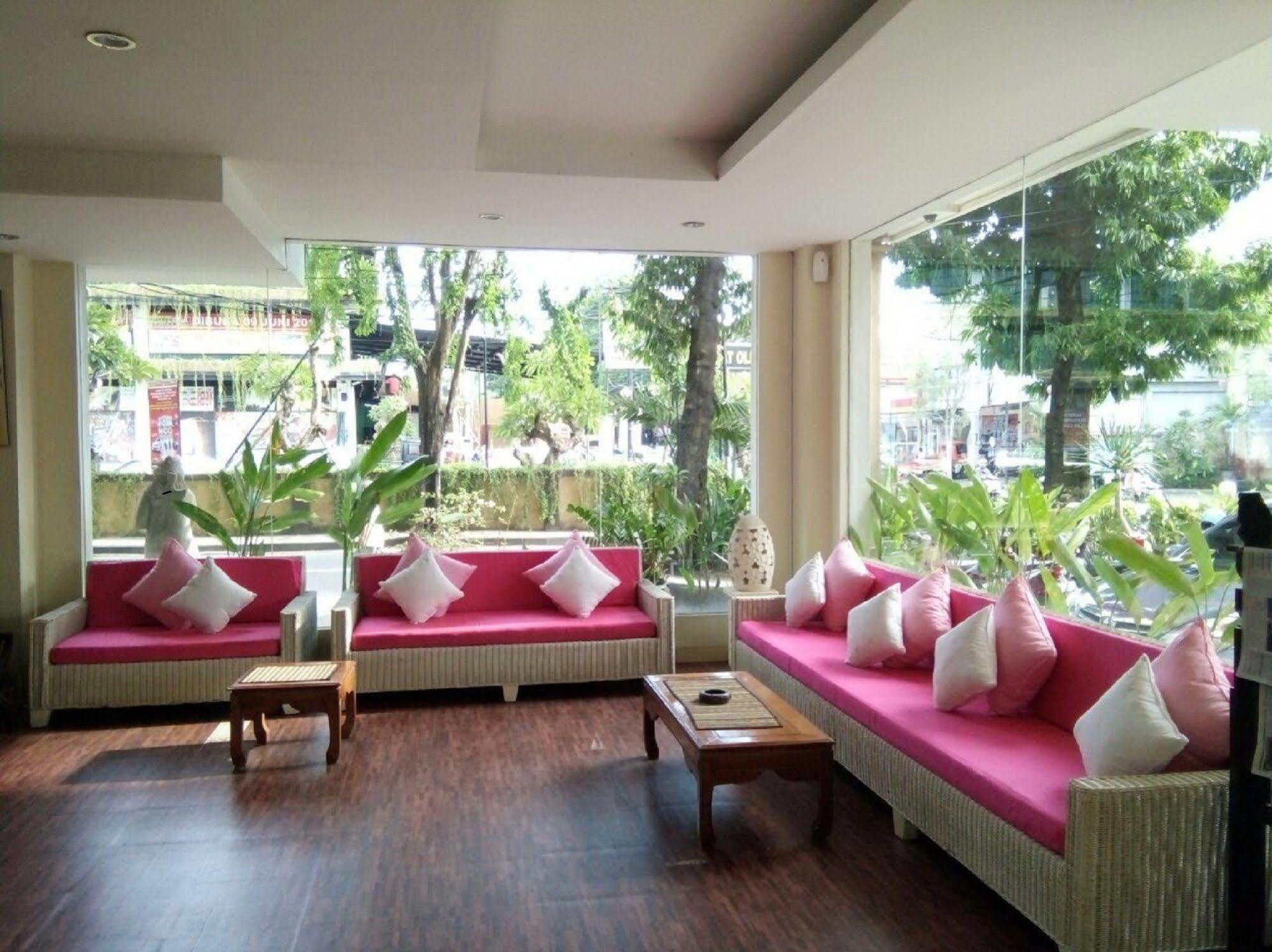 Reddoorz @ Raya Kuta Hotel Kuta Lombok Buitenkant foto